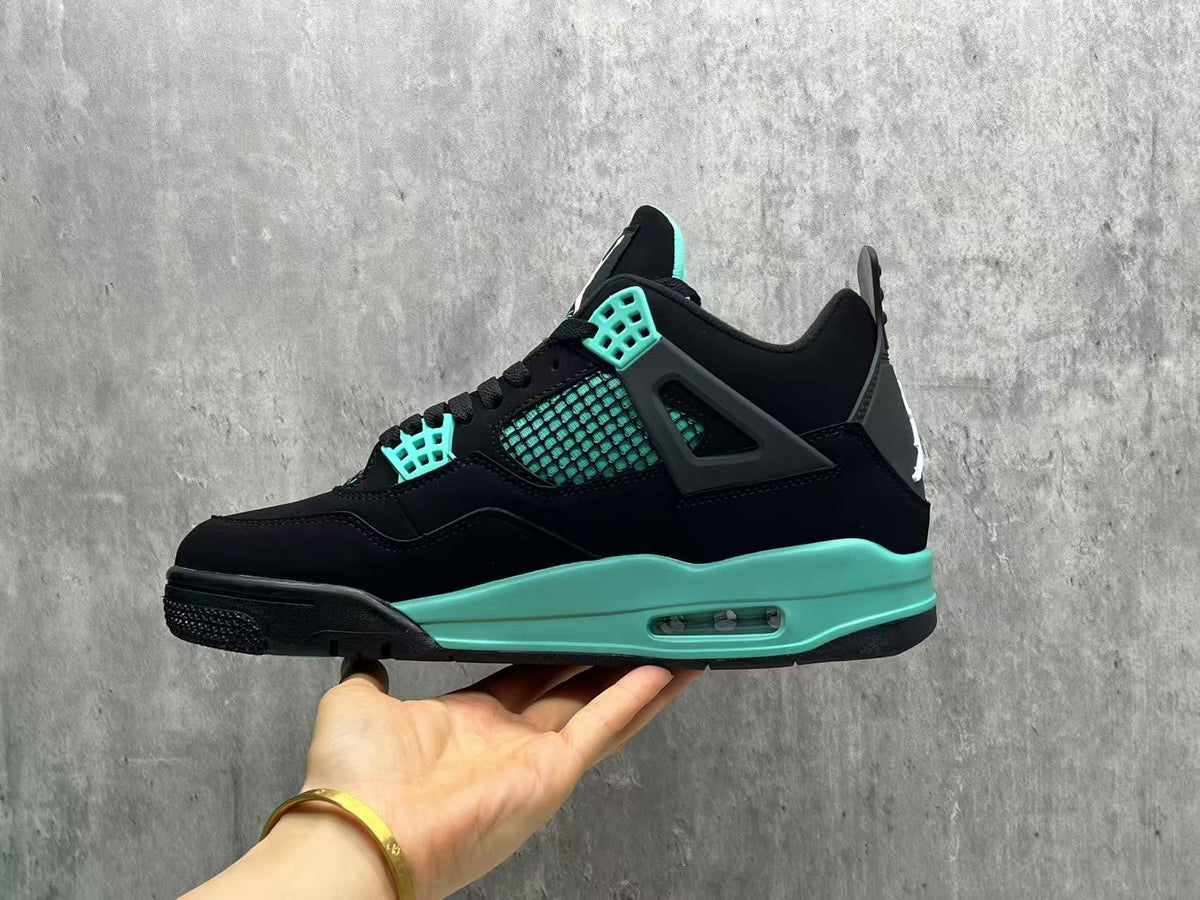 Air Jordan 4 Retro ‘Tiffany Custom Blue Thunder’ (2025)