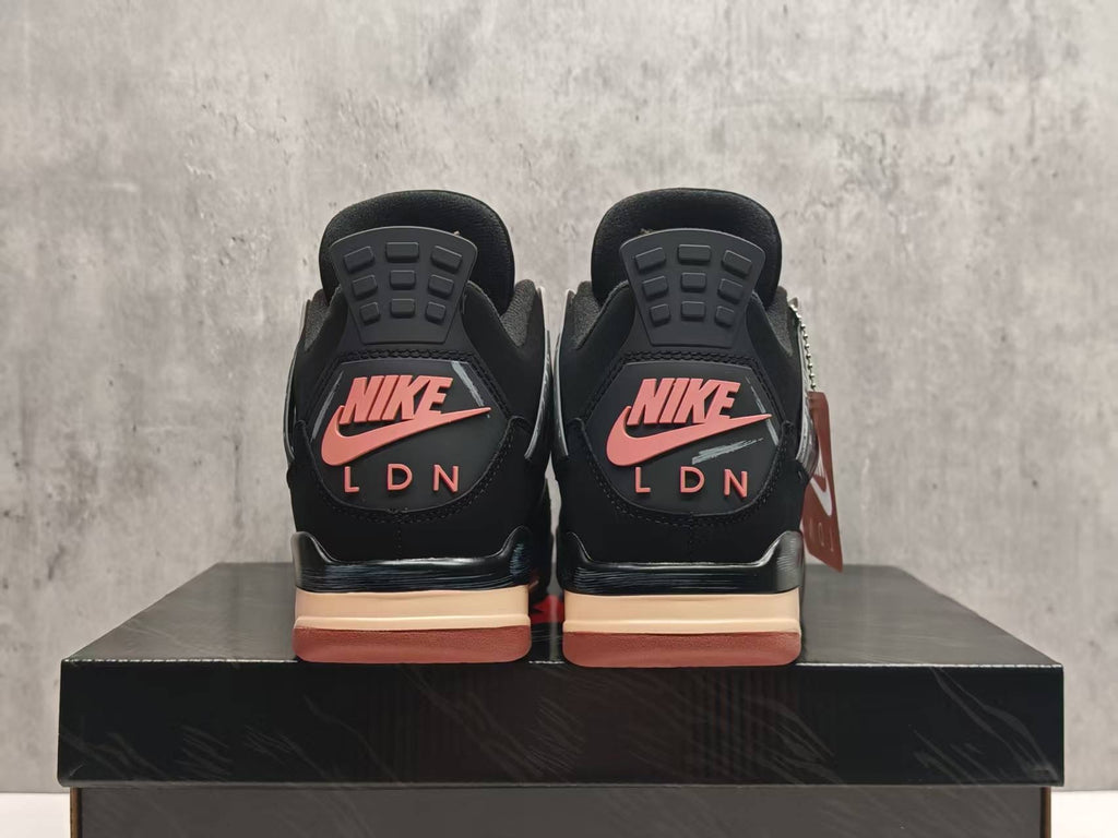 Air Jordan 4 Retro ‘London’