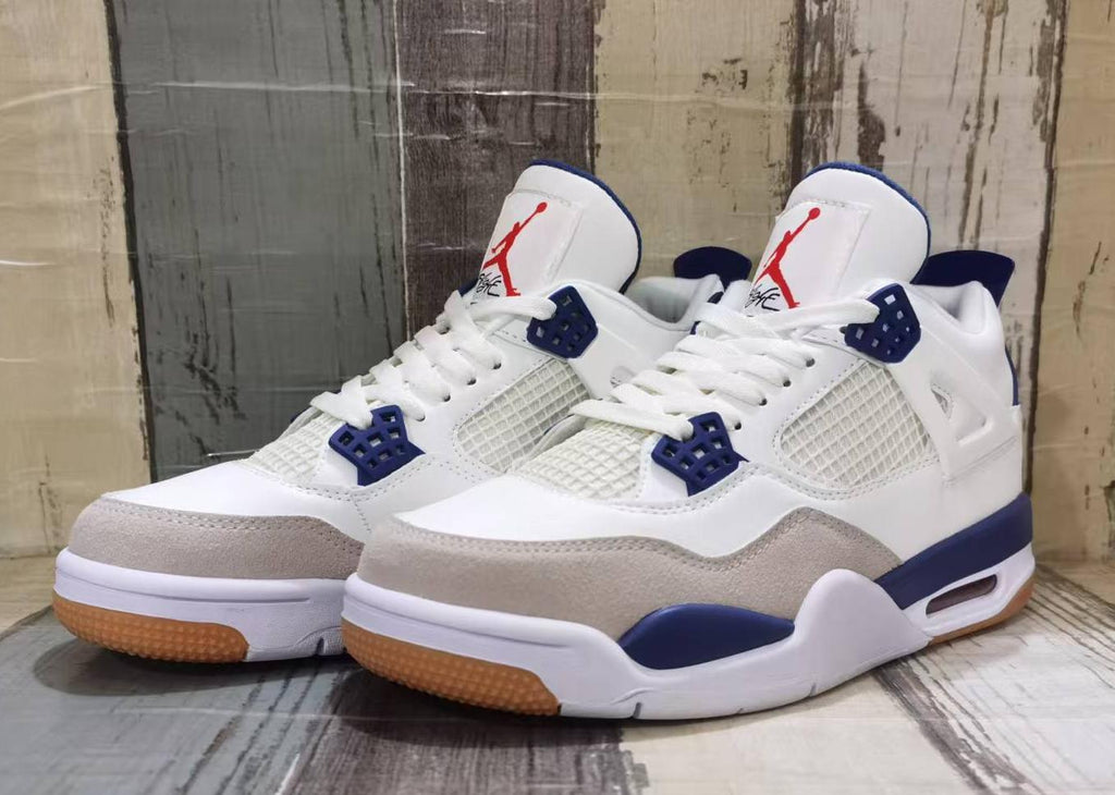 Air Jordan 4 Retro ‘White Navy Gum Sole’
