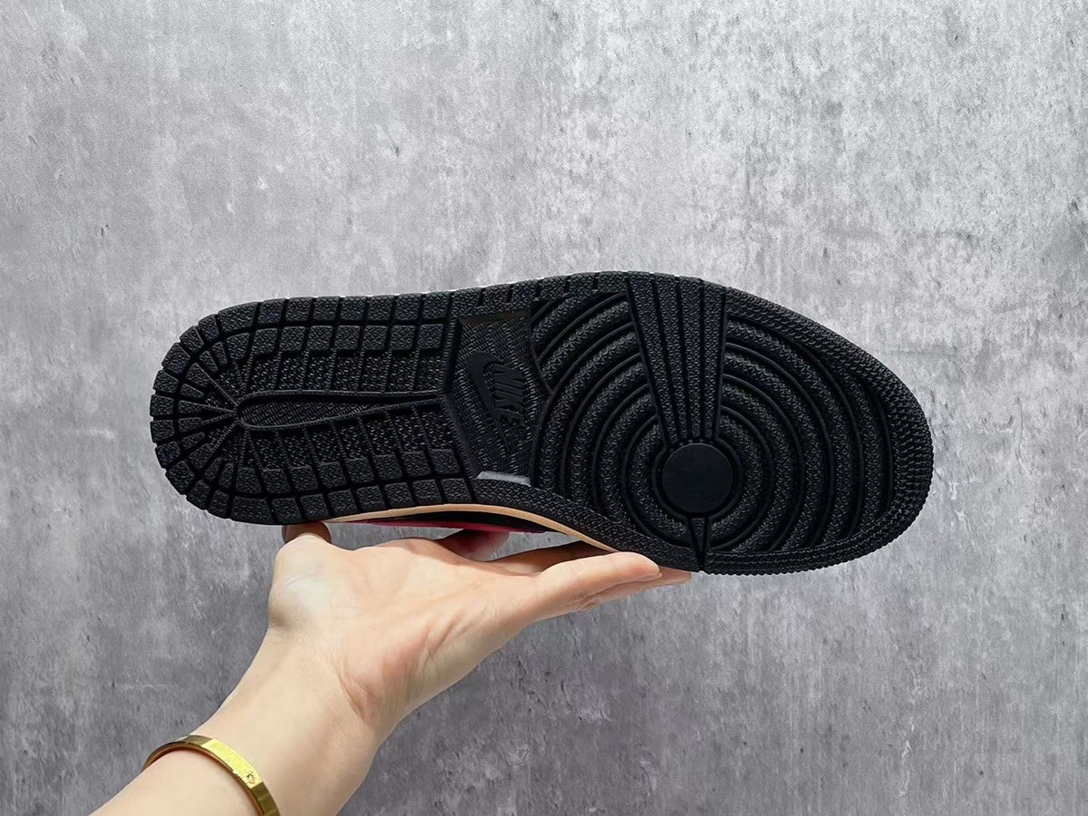 Air Jordan 1 Retro Low OG "Black & Red"
