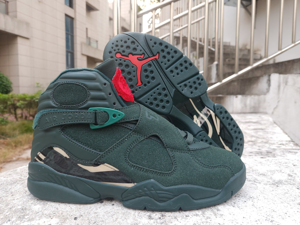 Air Jordan 8 Retro ‘Dark Green Red’