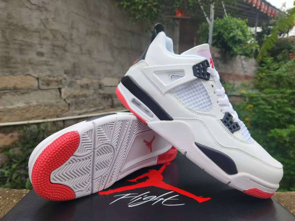 Air Jordan 4 ‘Metallic Pack’ White Red
