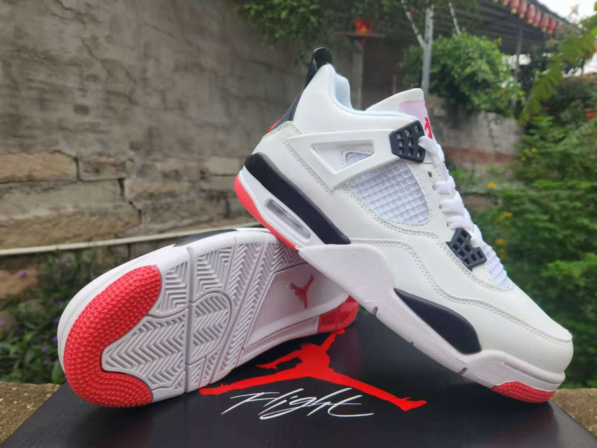 Air Jordan 4 ‘Metallic Pack’ White Red