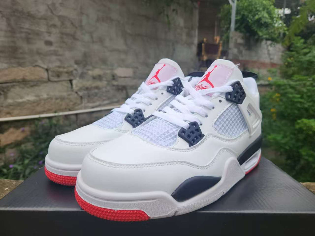 Air Jordan 4 ‘Metallic Pack’ White Red