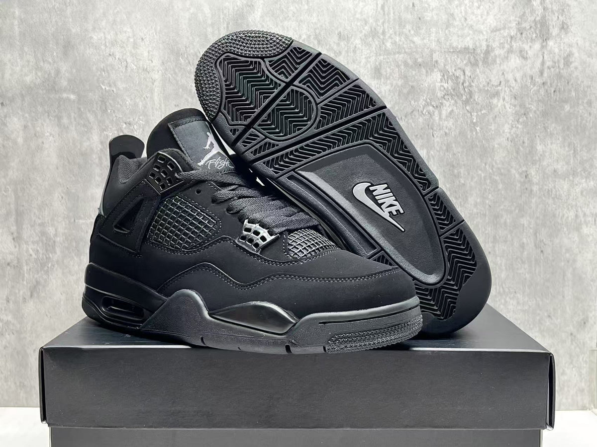 Air Jordan 4 ‘Black Cat’ (2025)