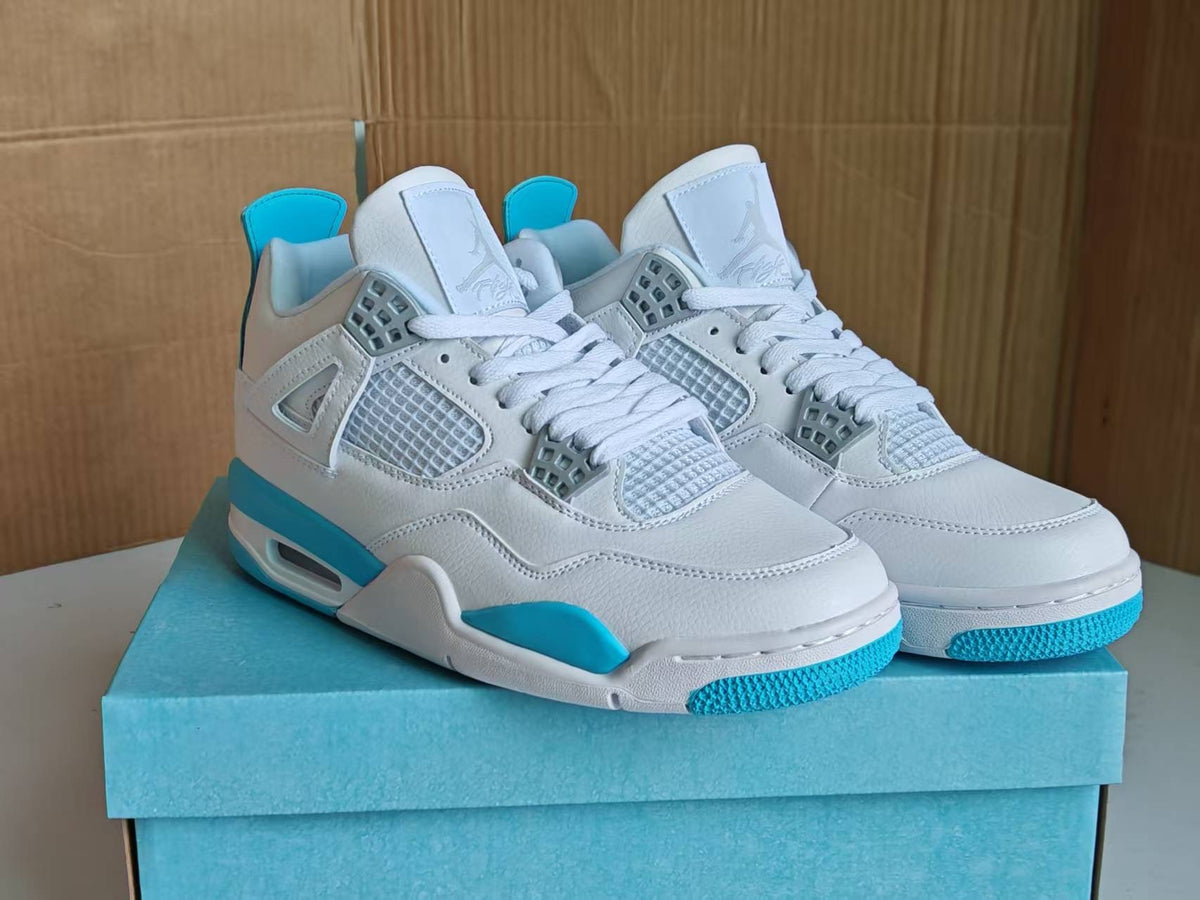 Air Jordan 4 Retro ‘Military Blue’ (2024)