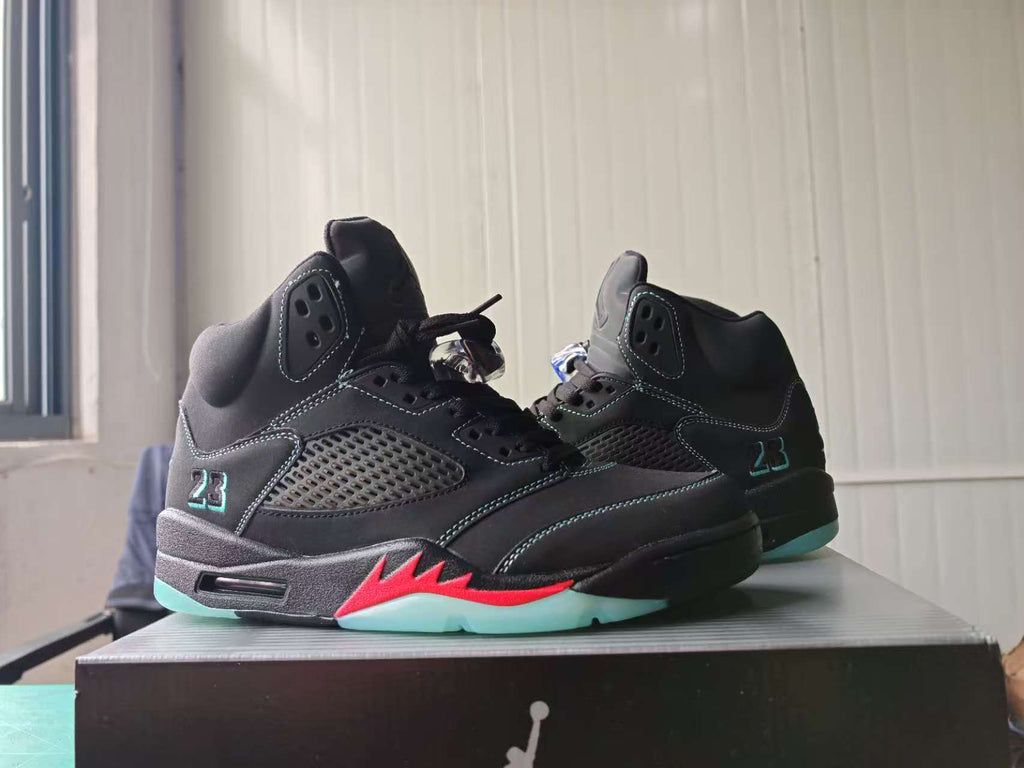 Air Jordan 5 Retro ‘Halloween’