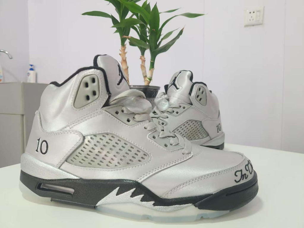 Wmns Air Jordan 5 Retro "Wings"