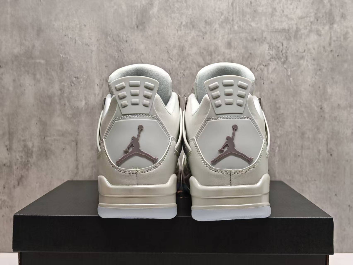 Air Jordan 4 Retro ‘Frozen Moments’ (W)