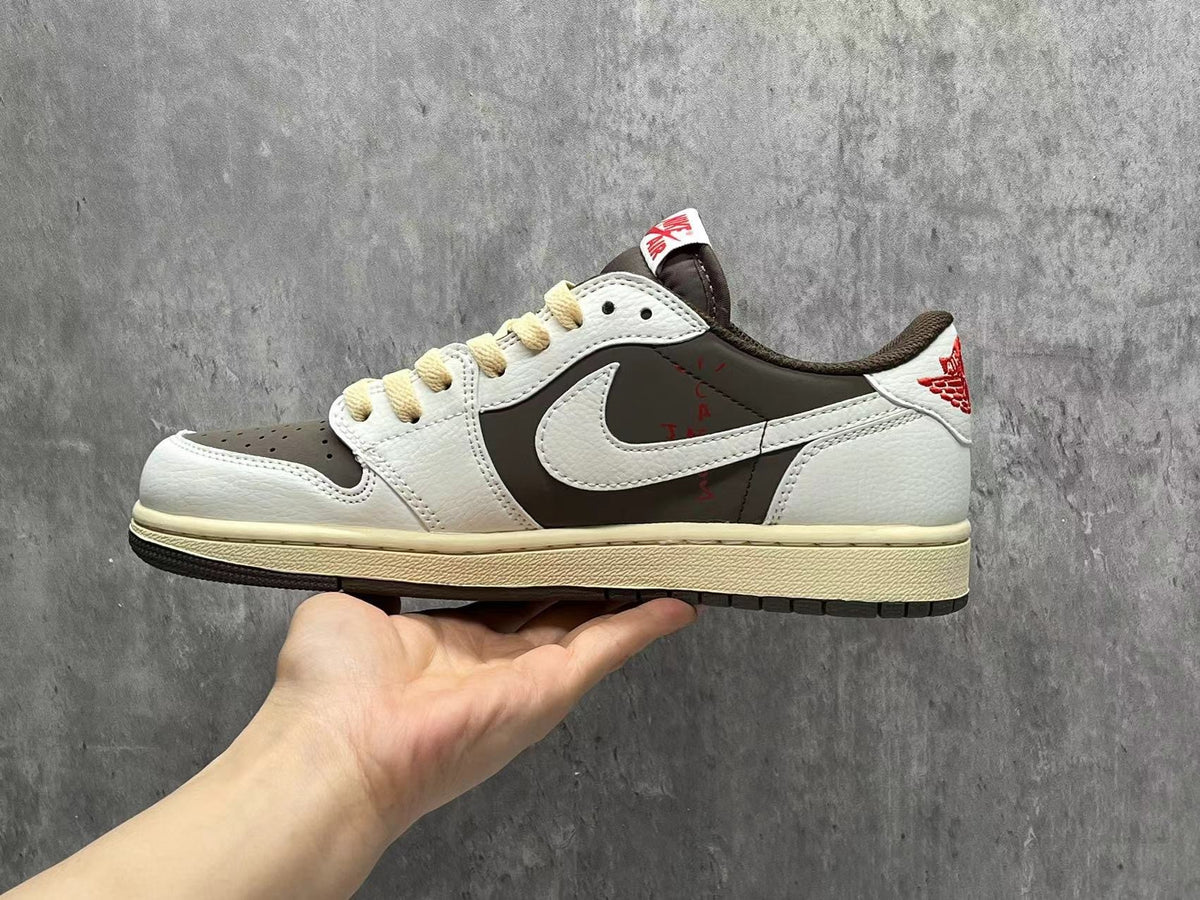 Travis Scott x Air Jordan 1 Low ‘Mocha’ (2019)