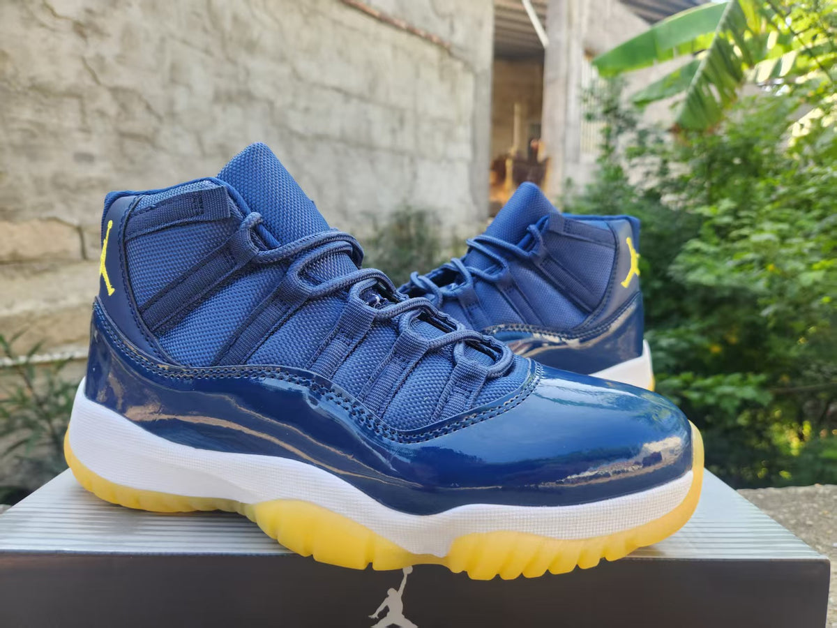 Air Jordan 11 Style 06 – Midnight Navy / Yellow