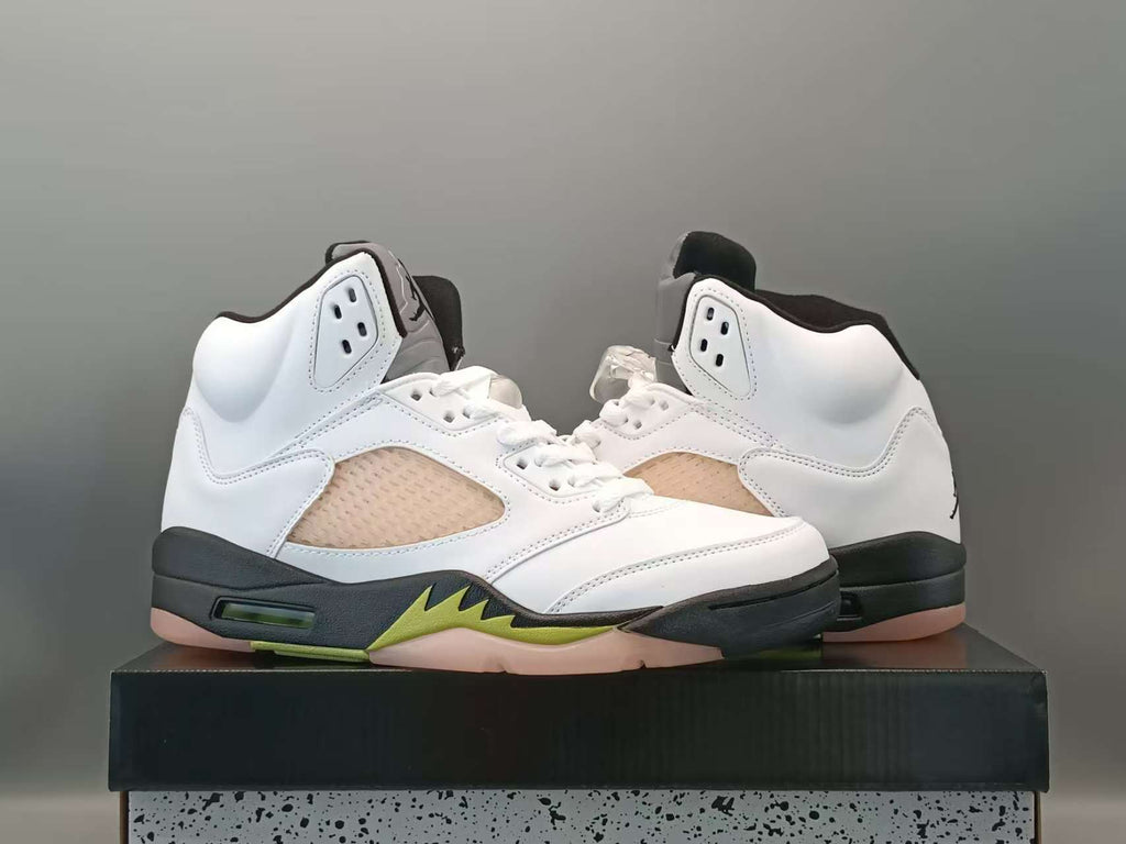 Air Jordan 5 Retro ‘White Green’