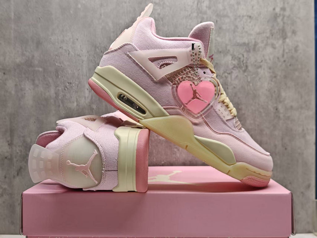 Air Jordan 4 Retro 'Pearl Pink & Iced Carmine' Valentine Heart(Women）