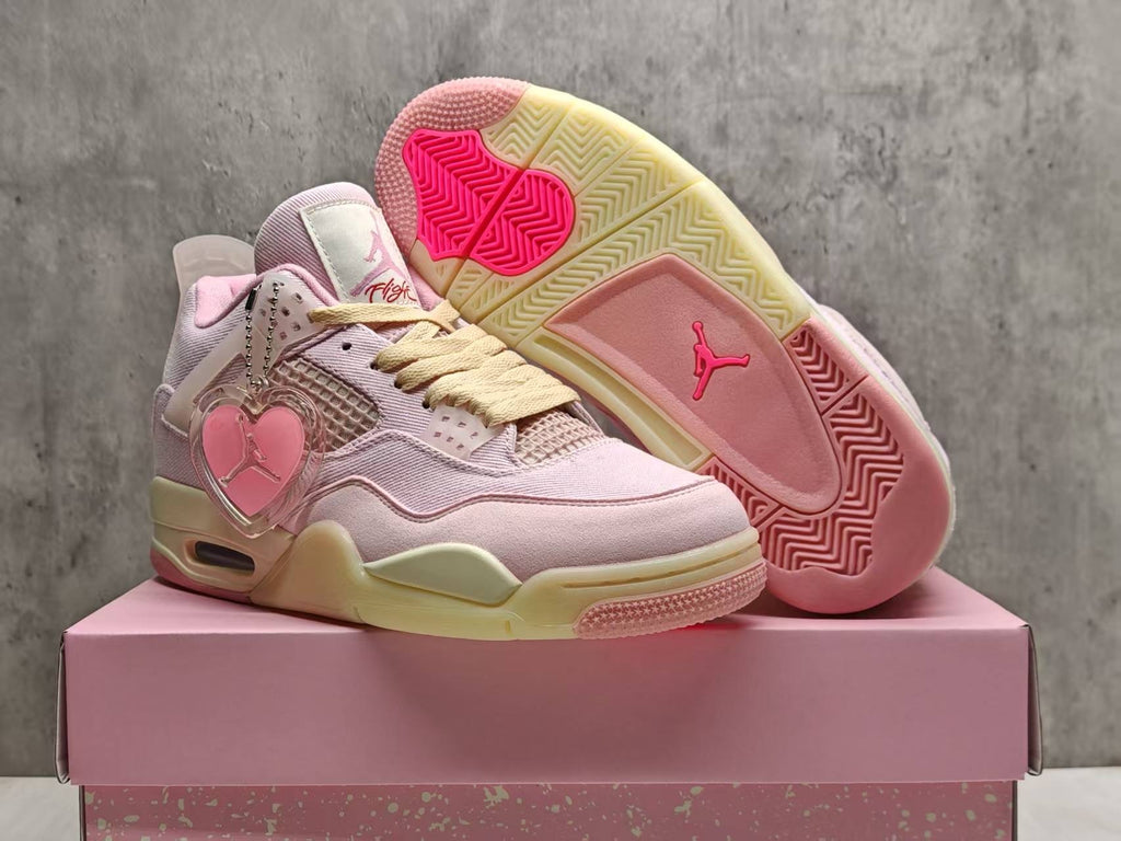 Air Jordan 4 Retro 'Pearl Pink & Iced Carmine' Valentine Heart(Women）