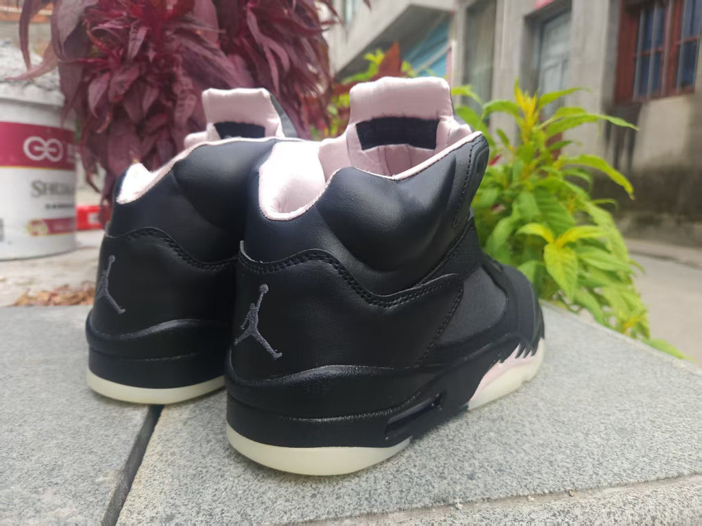 Air Jordan 4 x Paris Saint-Germain ‘Off Noir’