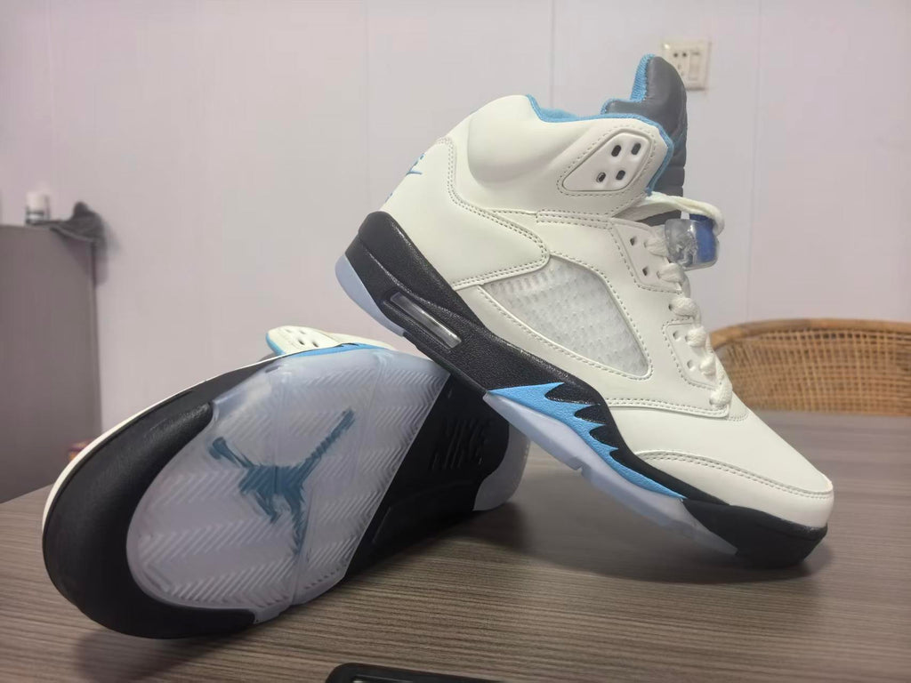 Air Jordan 5 Retro – White/Light Blue/Black