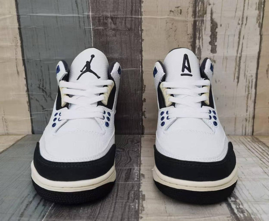 Air Jordan 3 Retro ‘White Black Blue’