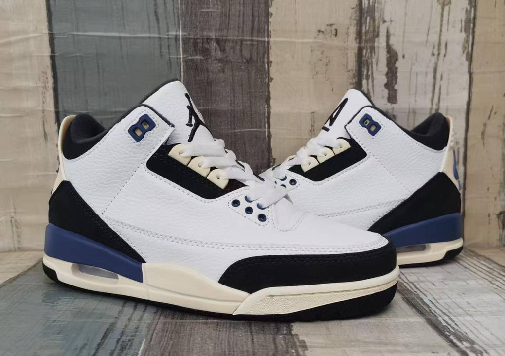 Air Jordan 3 Retro ‘White Black Blue’
