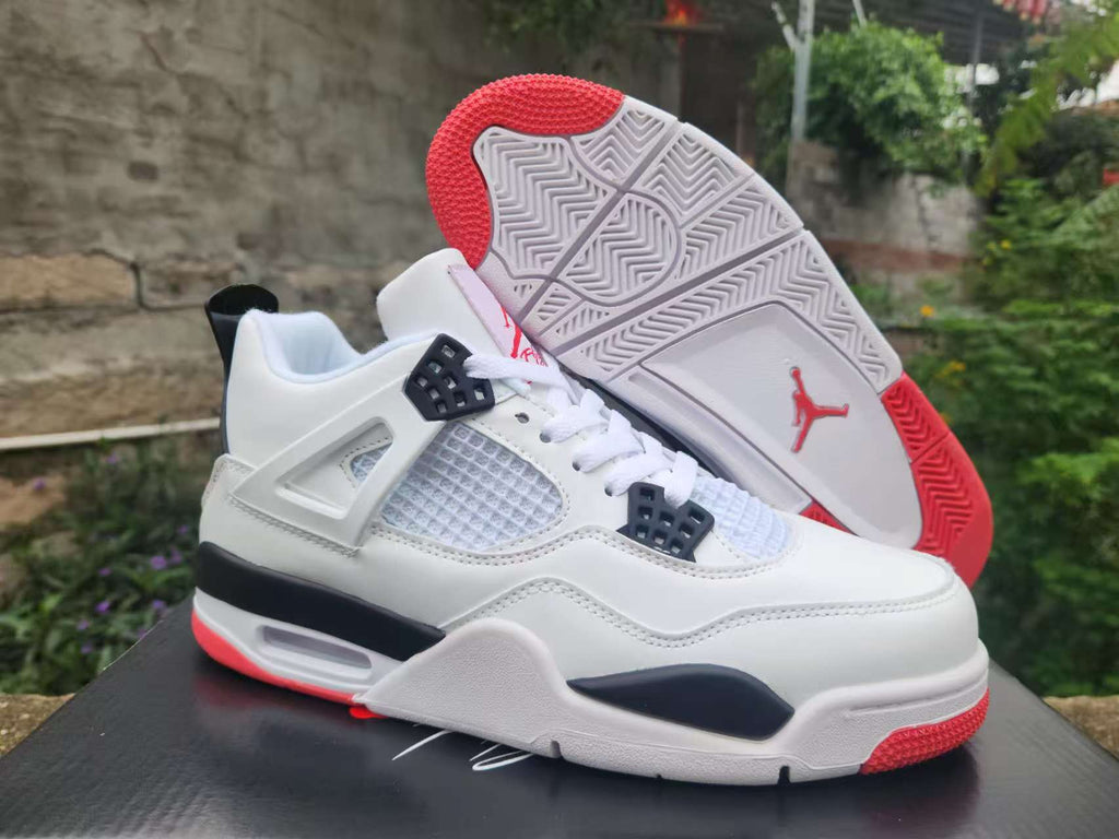 Air Jordan 4 ‘Metallic Pack’ White Red