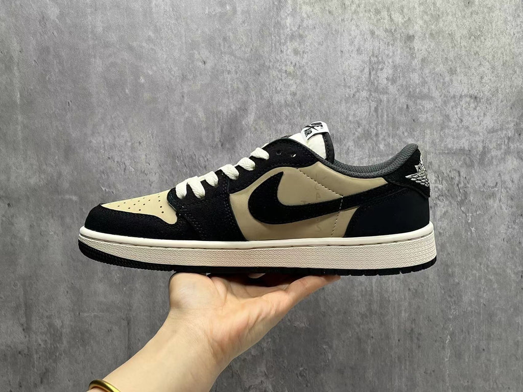 Air Jordan 1 Low D "Black & Beige Pattern"