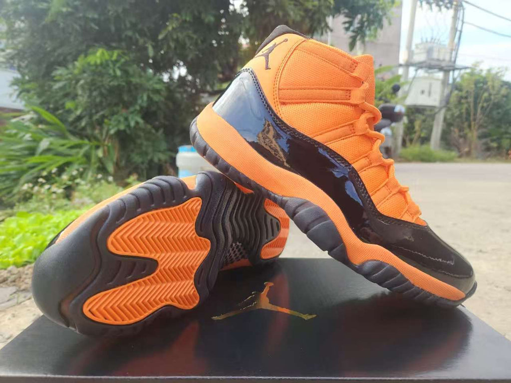 Air Jordan 11 Retro ‘Black Orange’