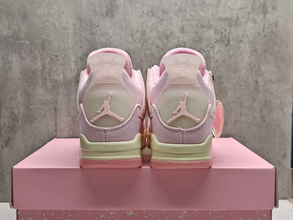Air Jordan 4 Retro 'Pearl Pink & Iced Carmine' Valentine Heart(Women）