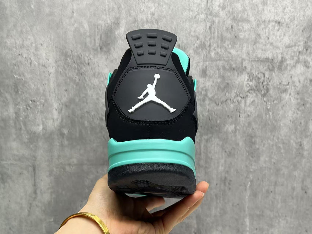 Air Jordan 4 Retro ‘Tiffany Custom Blue Thunder’ (2025)