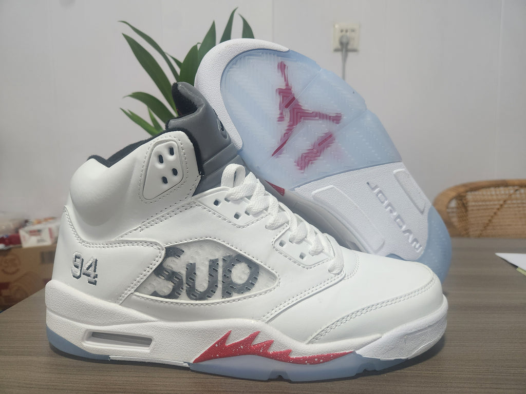 Air Jordan 5 Retro x Supreme 'White'