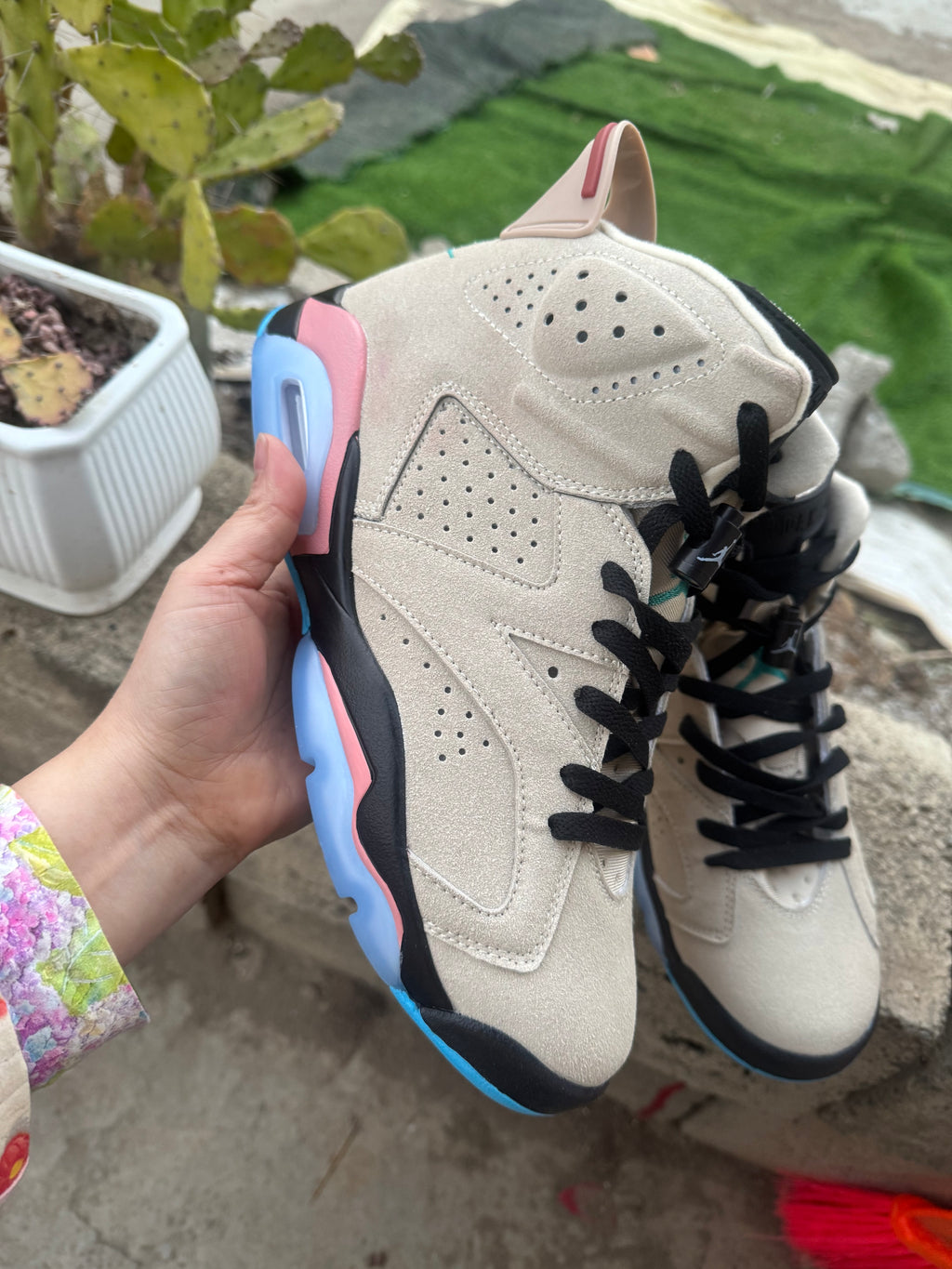 Air Jordan 6 Retro 'Beige/Pink/Blue'