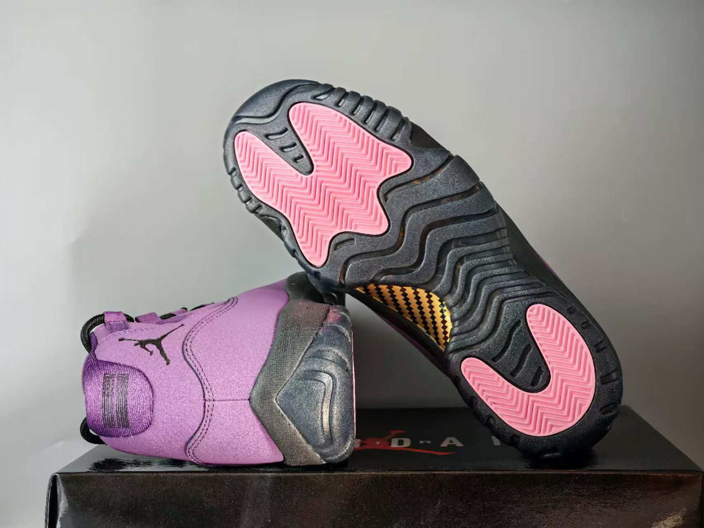 Air Jordan 11 ‘Mojave’ – City Pack