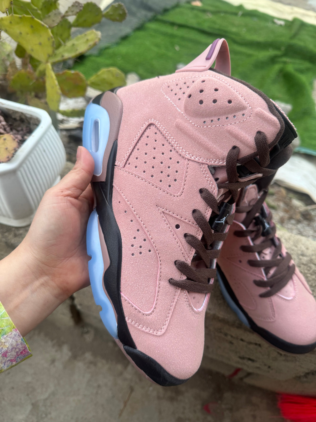 Air Jordan 6 Retro x Aleali May ‘Rust Pink’ – CI0550-600